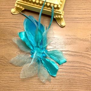 Vintage teal brooch